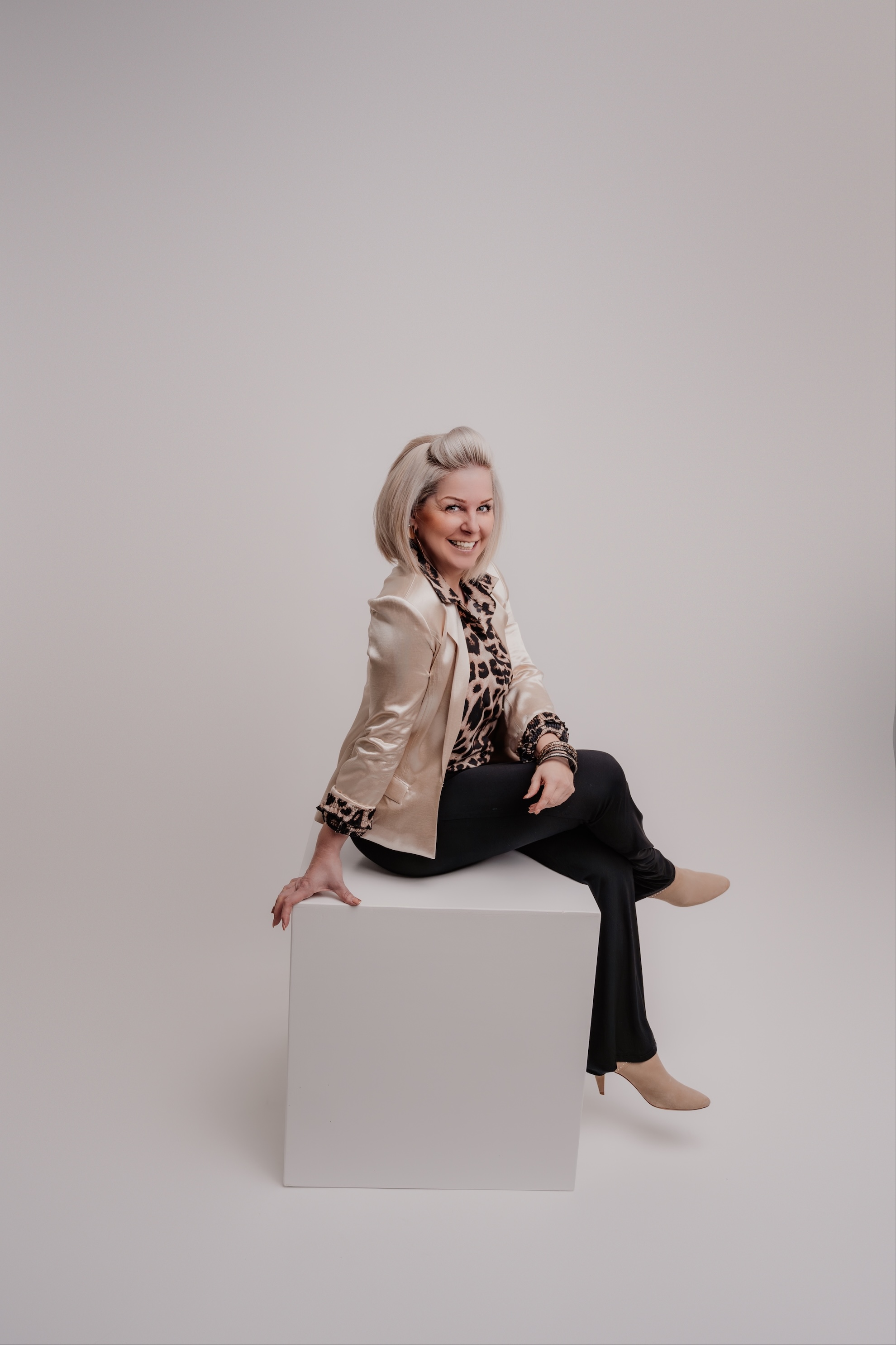 Virginia Larcher, Moderatorin und Keynote-Speakerin, Portrait